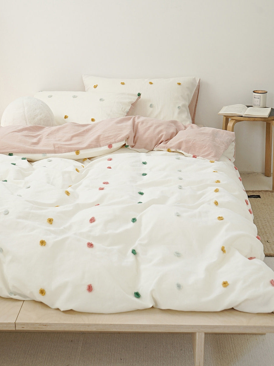 Textured Color Tufted Cotton Bedding Set