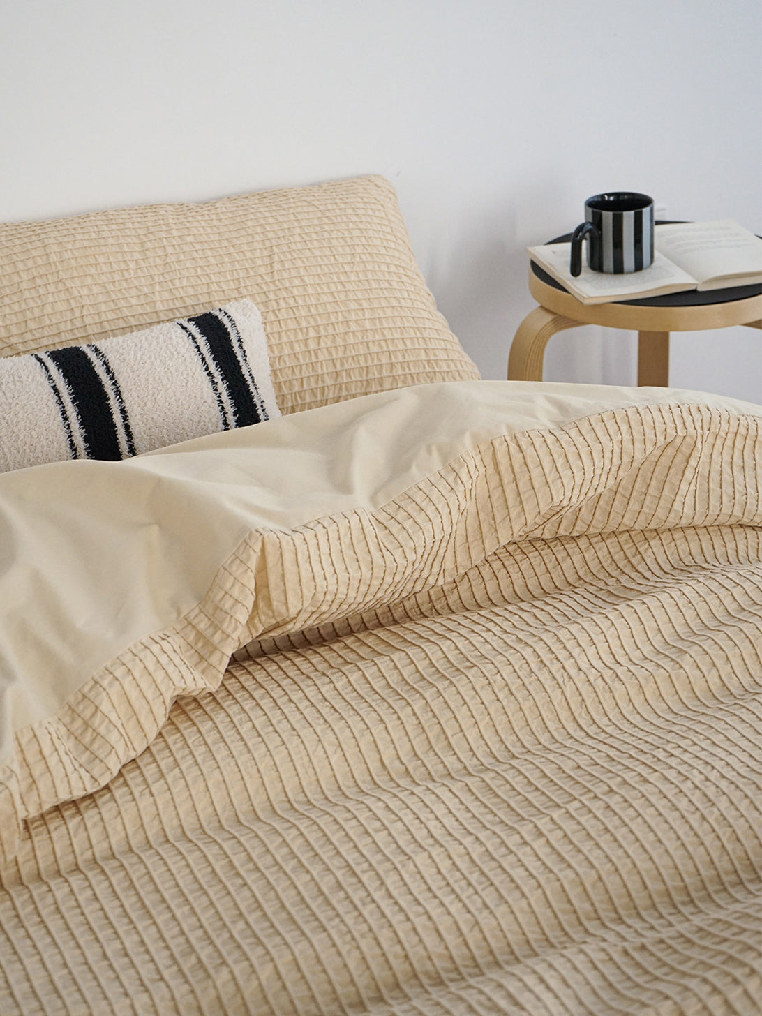 Textured Tuck Stripe Jacquard Bedding Set