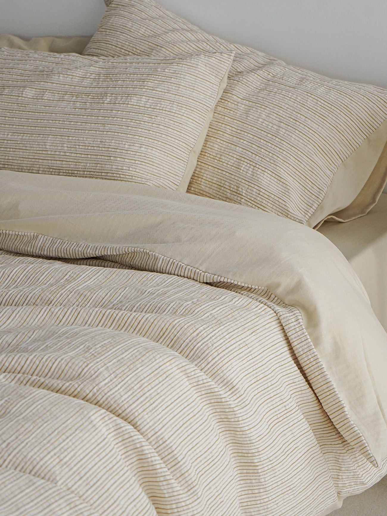 Textured Jacquard Cotton Stripe Bedding Set