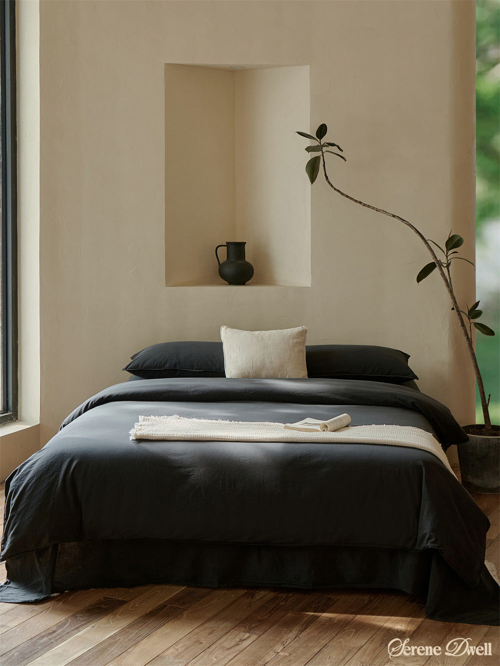 Ethan Minimalist Bedding Set