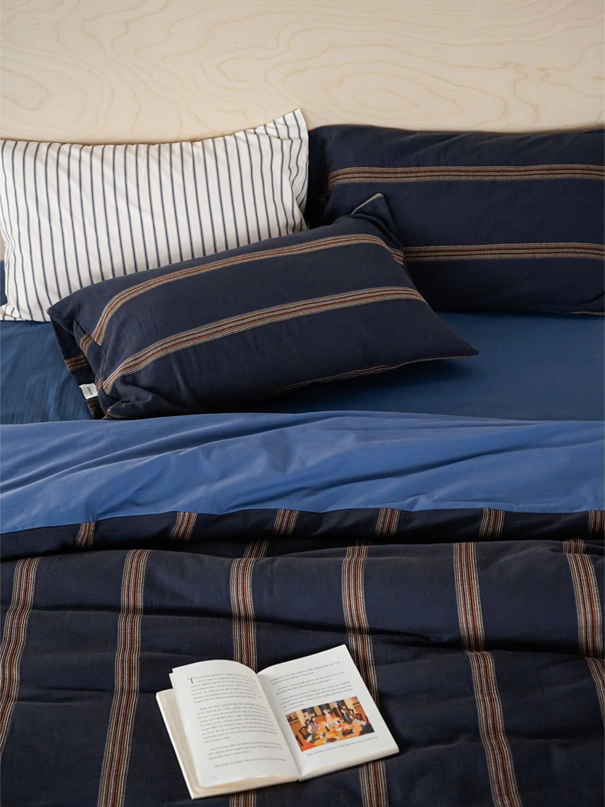 Textured Jacquard Sateen Cotton Bedding Set
