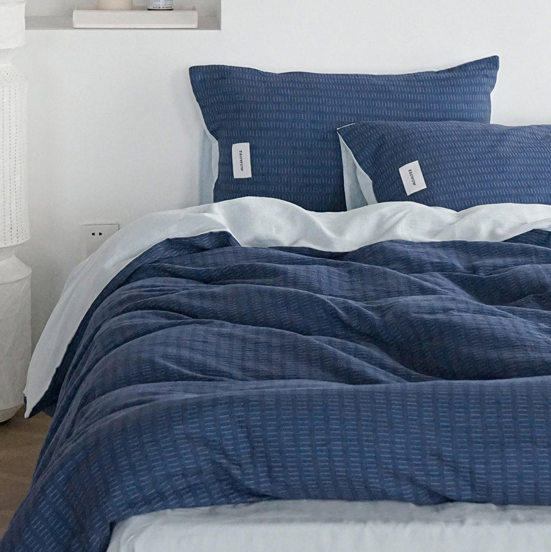 Iceland Blue Dashed Jacquard Bedding Set