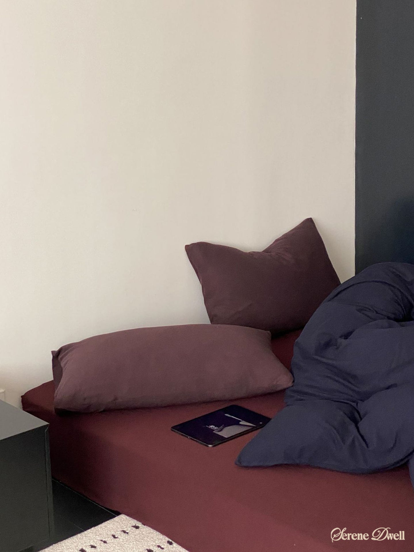 Julian Minimalist Bedding Set