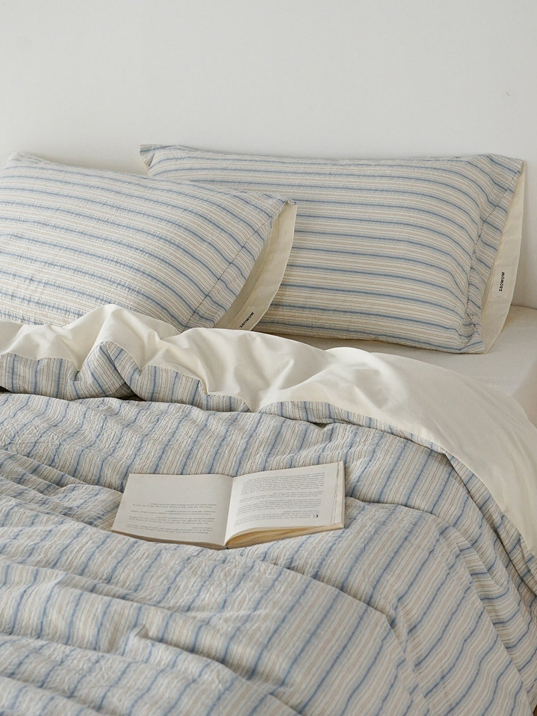 Textured Stripe Fresh Bedding Set