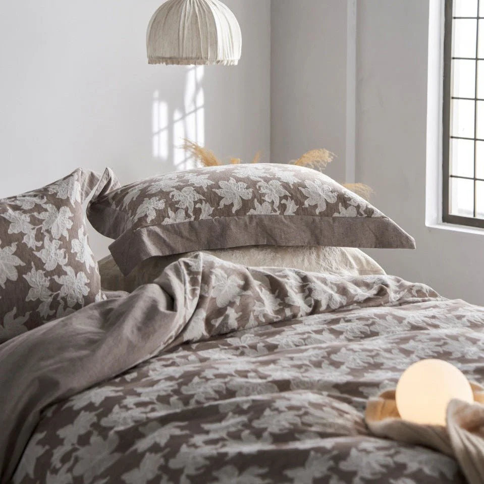 Alina Jacquard Bedding Set