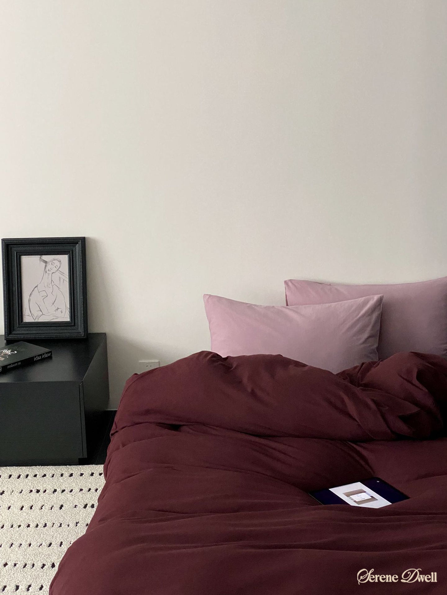 Julian Minimalist Bedding Set