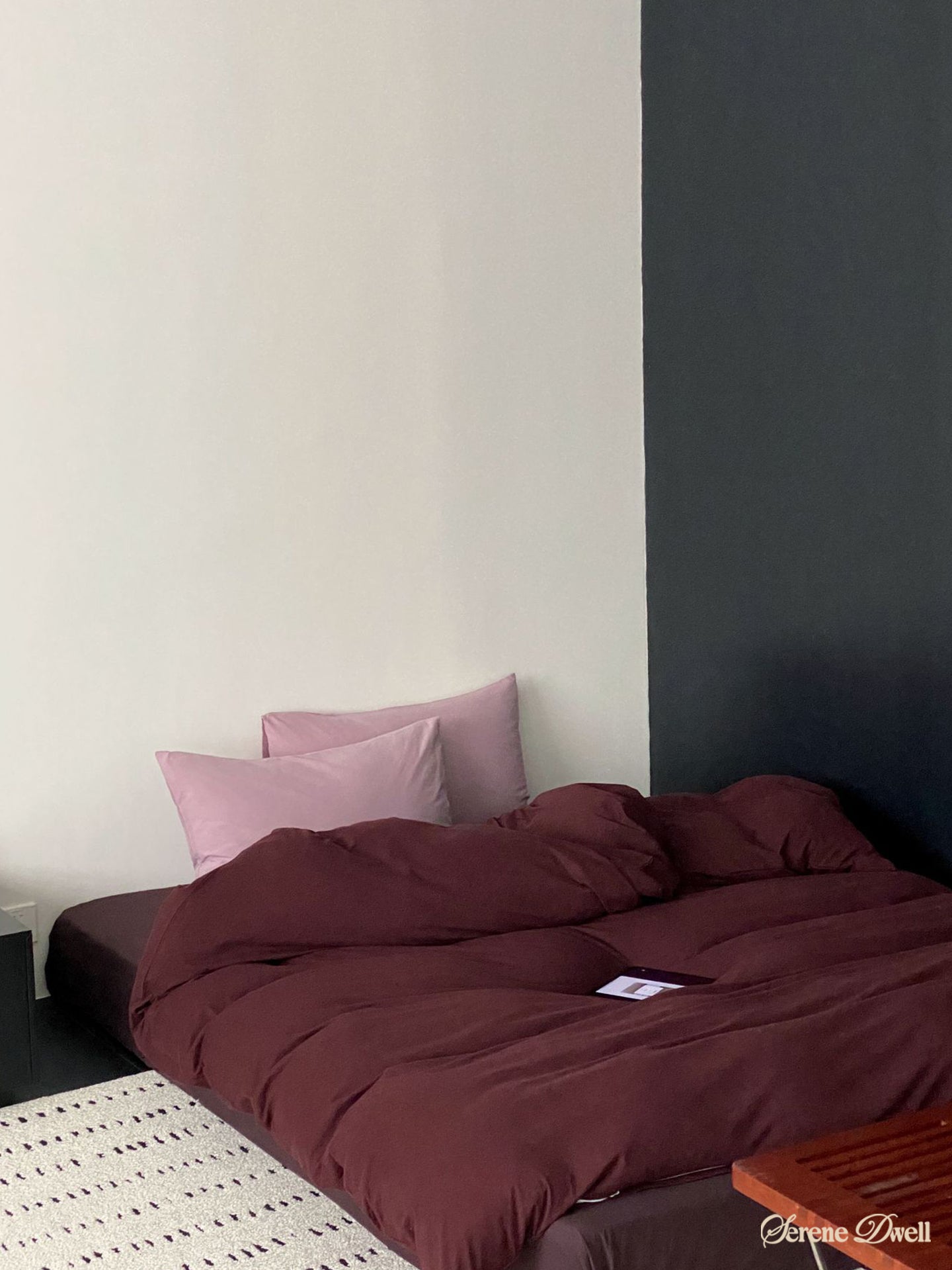 Julian Minimalist Bedding Set