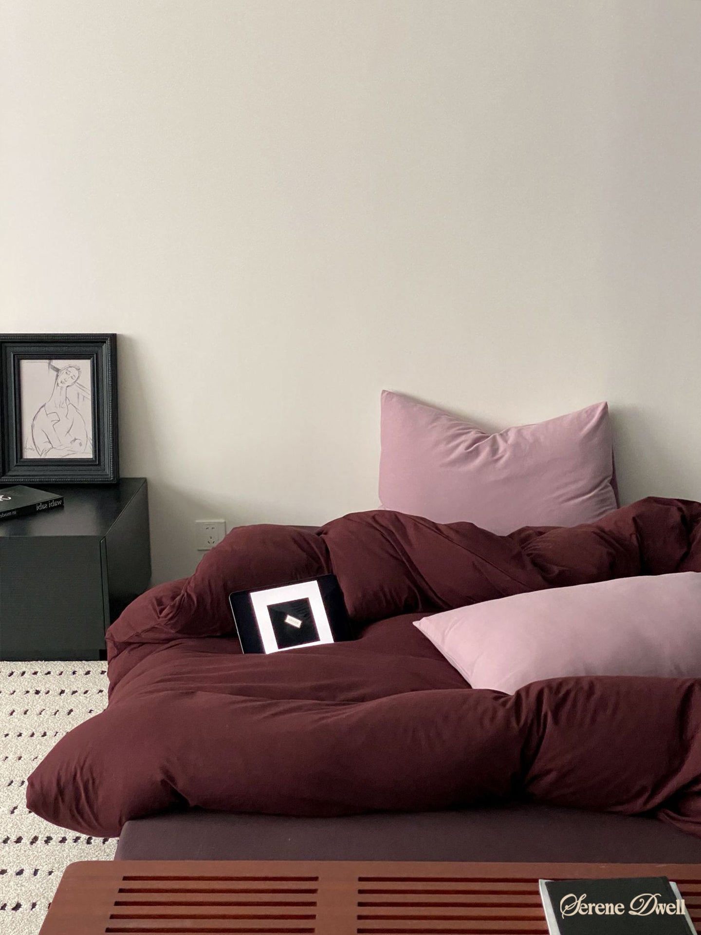 Julian Minimalist Bedding Set