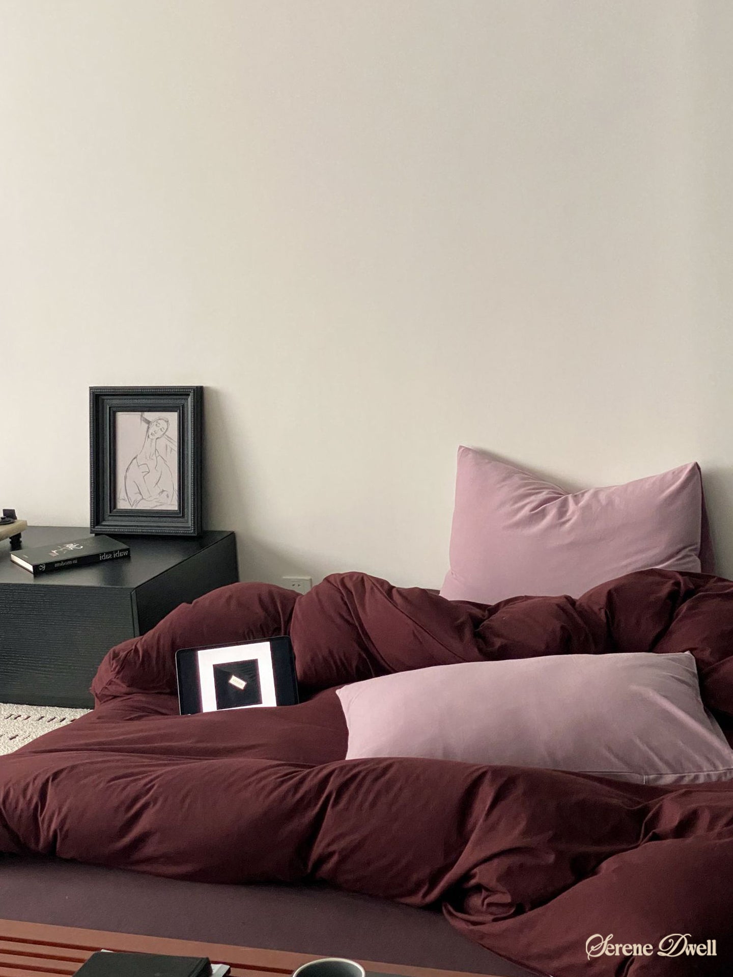 Julian Minimalist Bedding Set