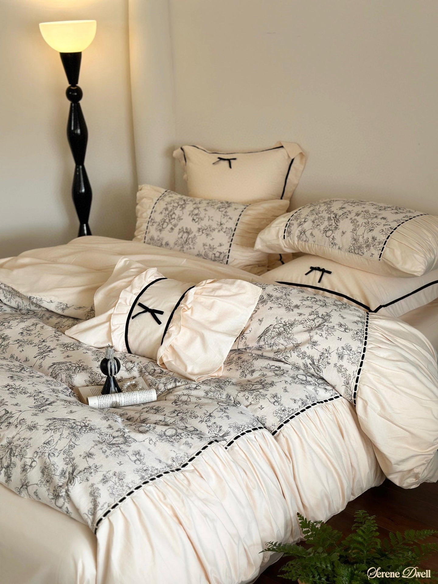 French Black Lace Bedding Set