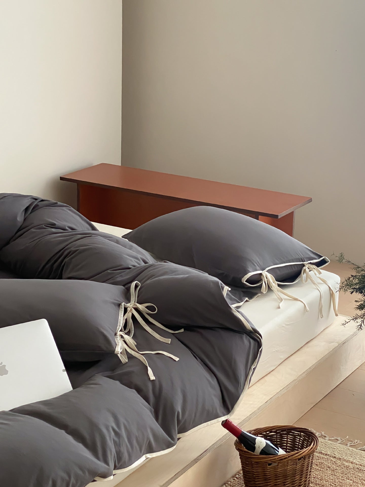 Brianna Knitted Cotton Bedding Set