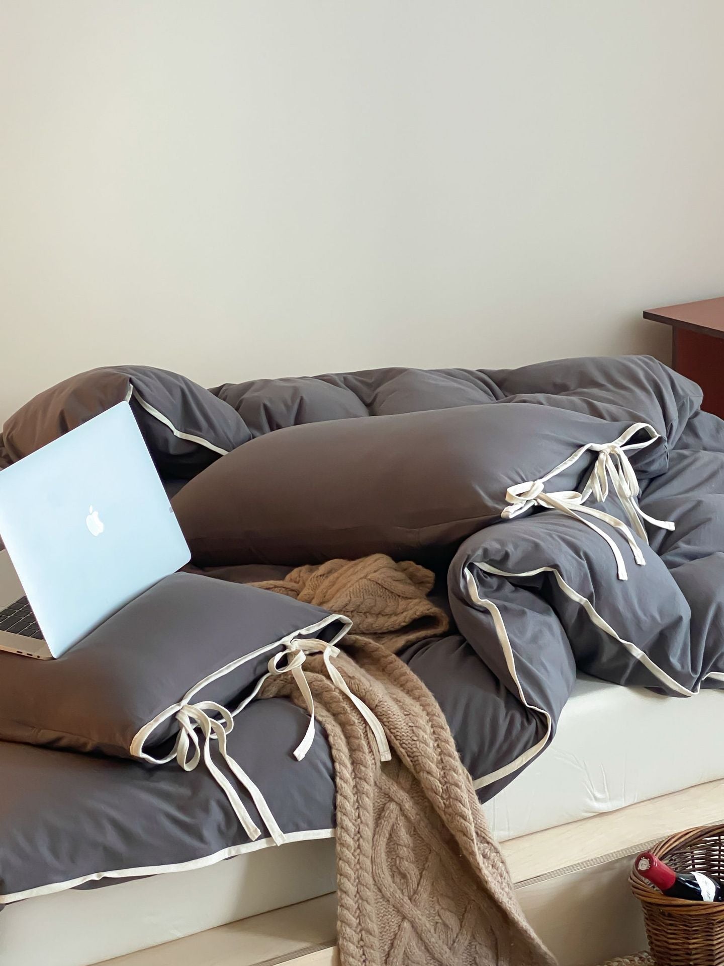 Brianna Knitted Cotton Bedding Set