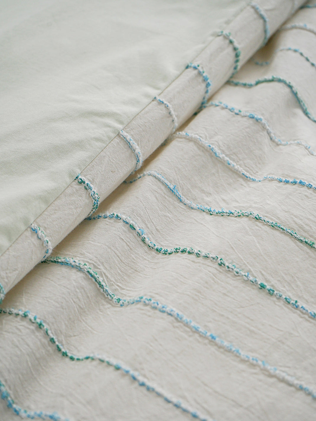 Jacquard Stripe Bedding Set