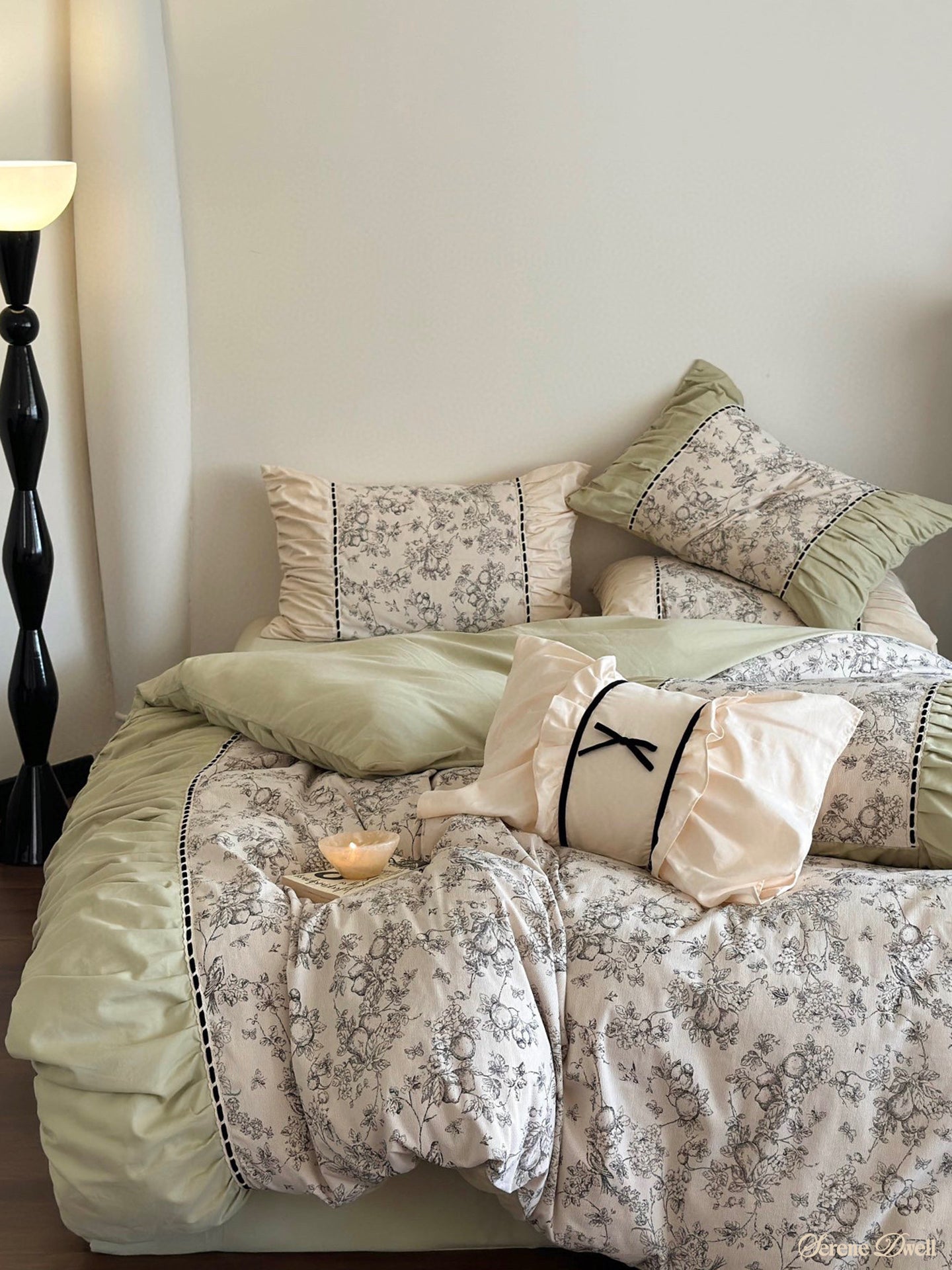 French Black Lace Bedding Set