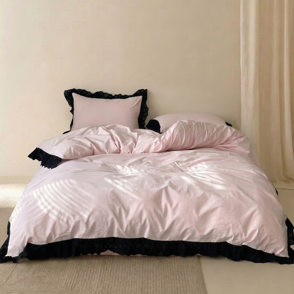 Strawberry Black Lace Ruffle Bedding Set