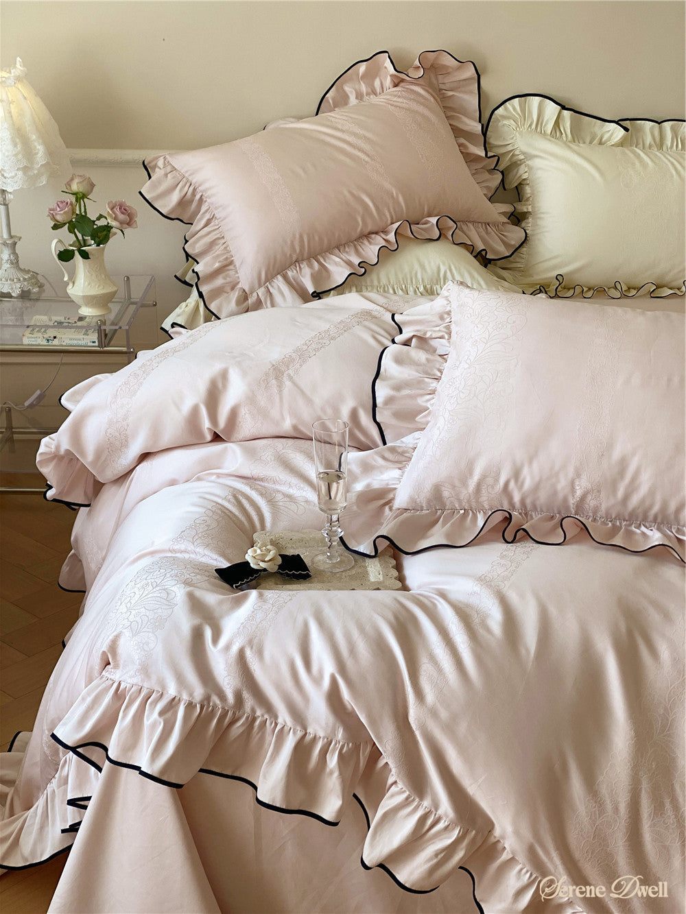Silky Ruffle Bedding Set