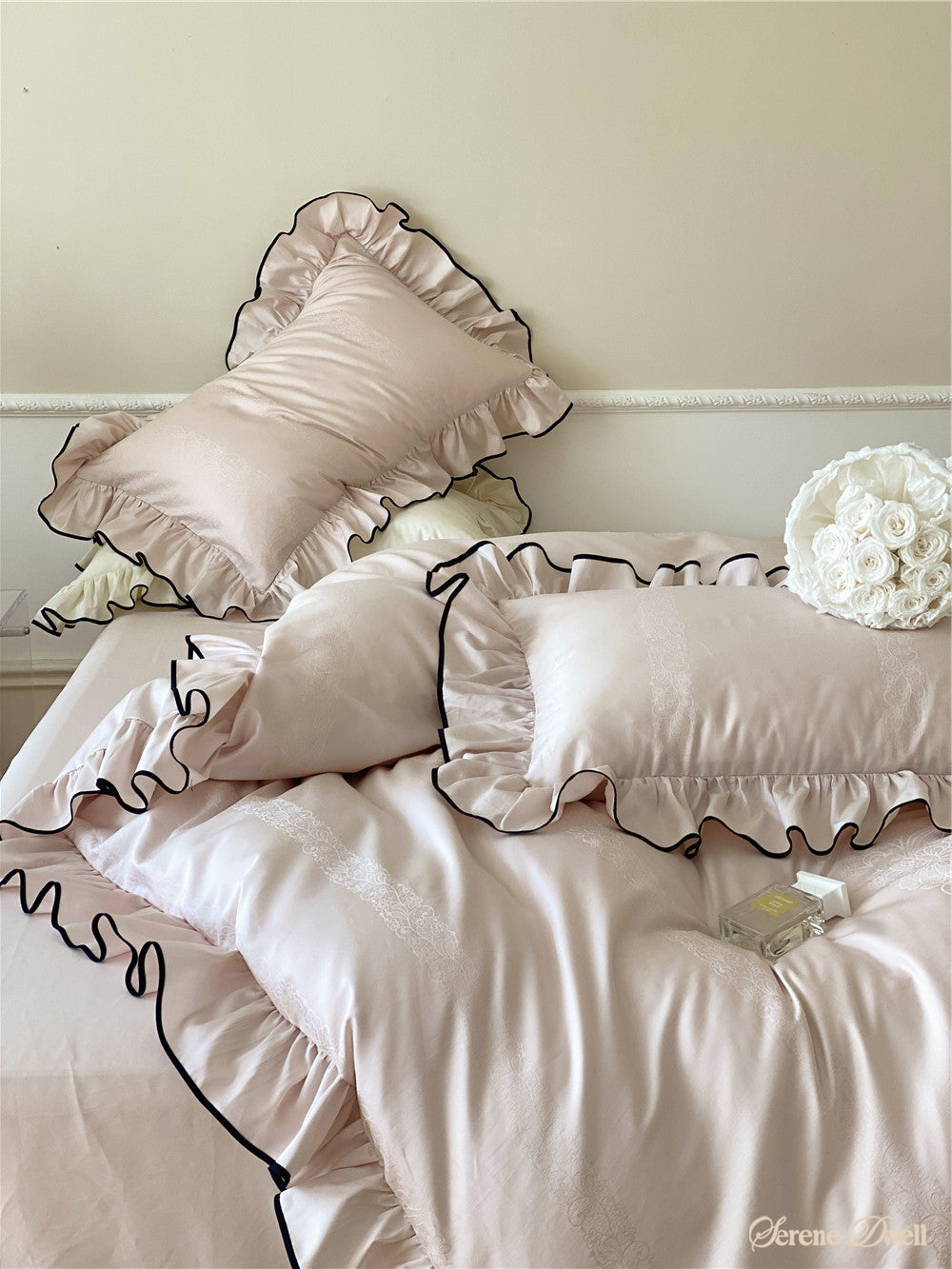 Silky Ruffle Bedding Set