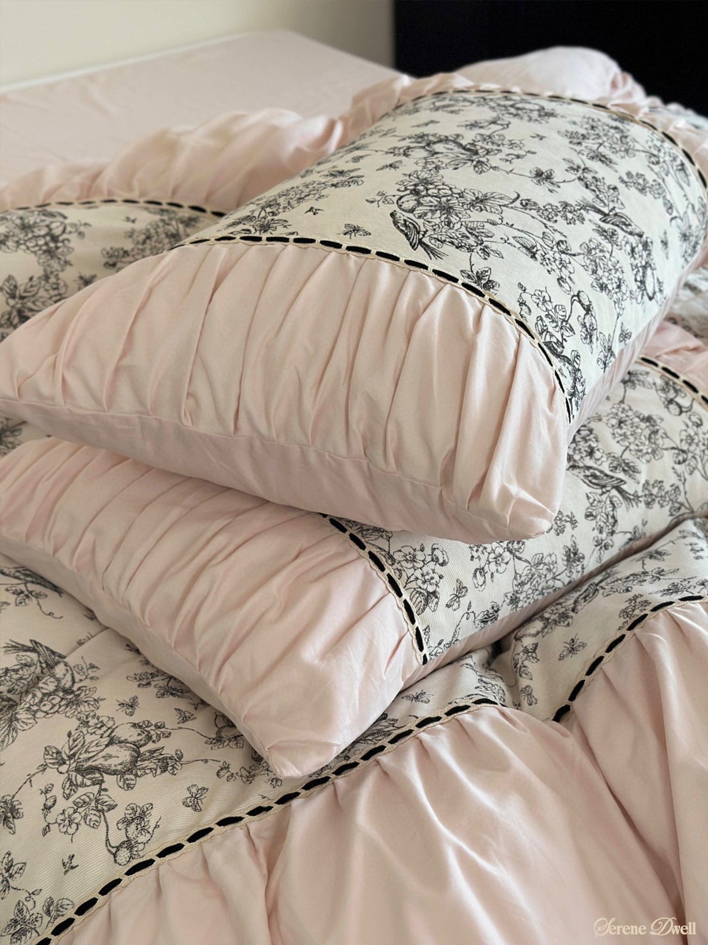 French Black Lace Bedding Set