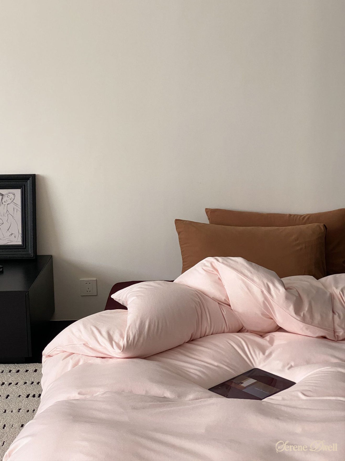 Julian Minimalist Bedding Set