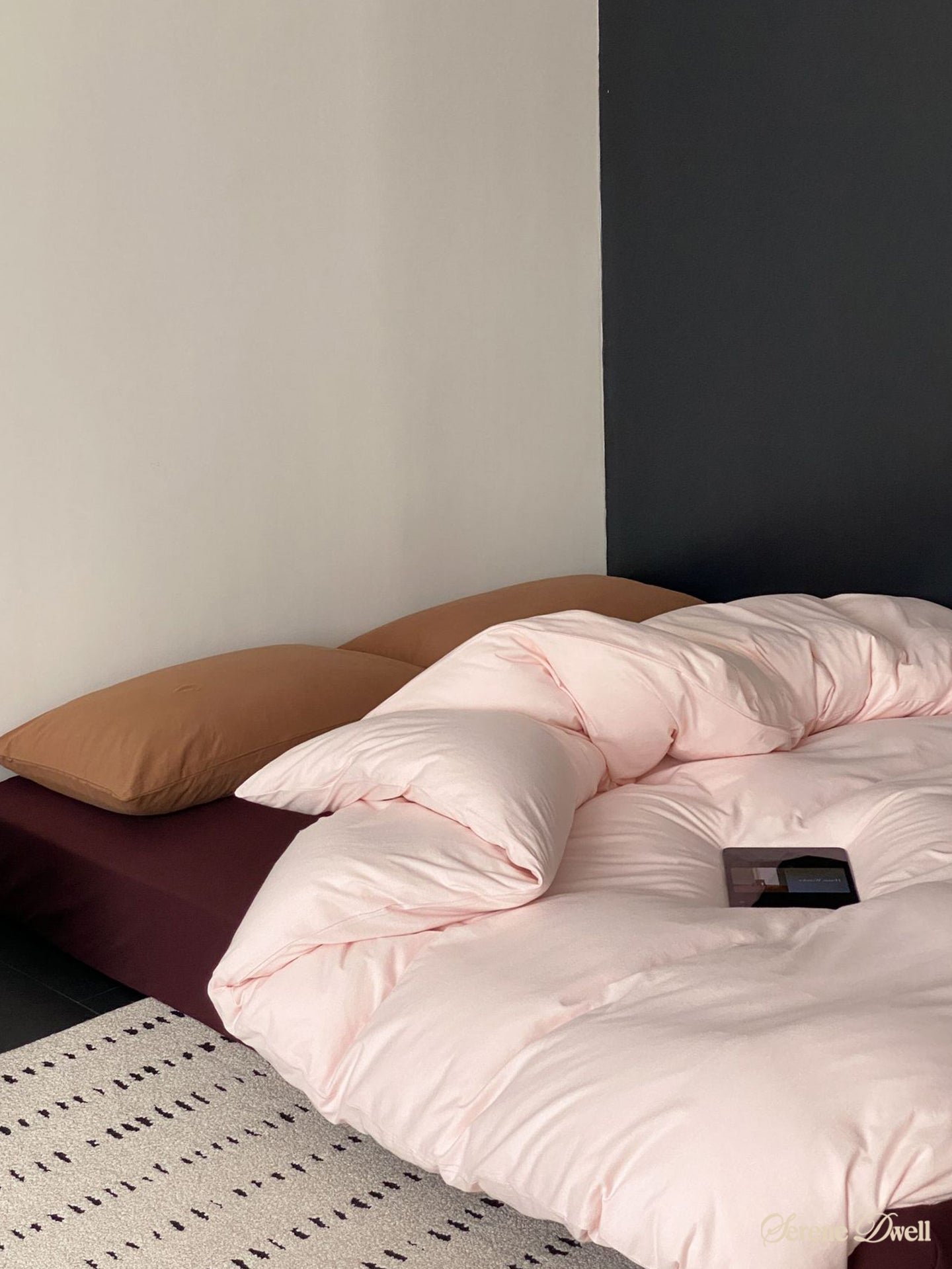 Julian Minimalist Bedding Set