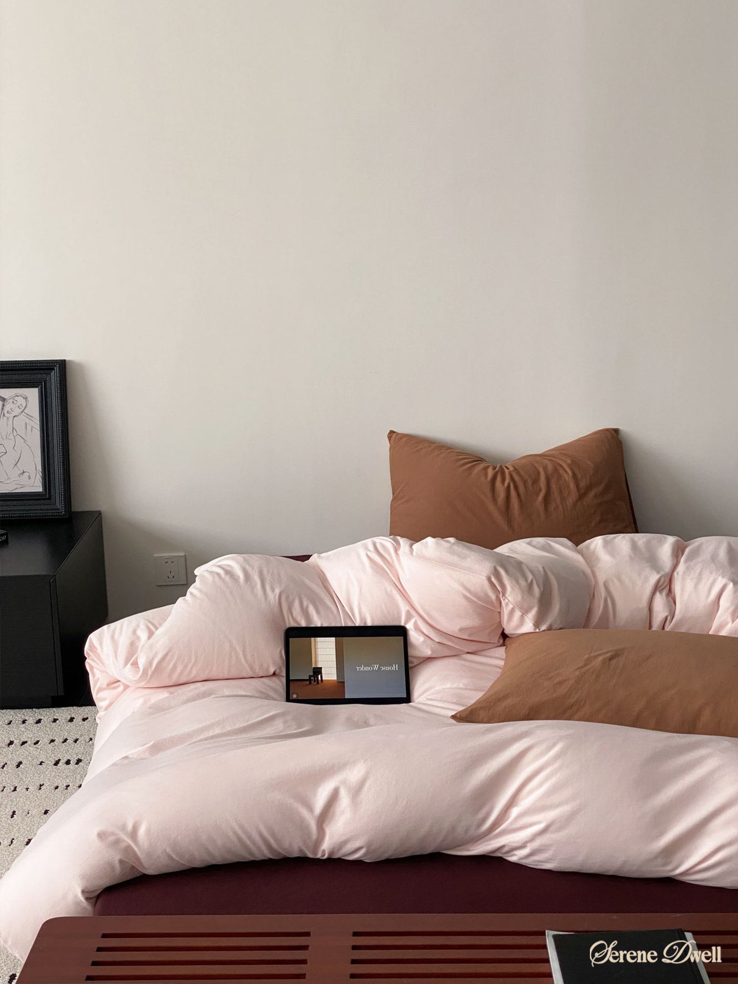 Julian Minimalist Bedding Set