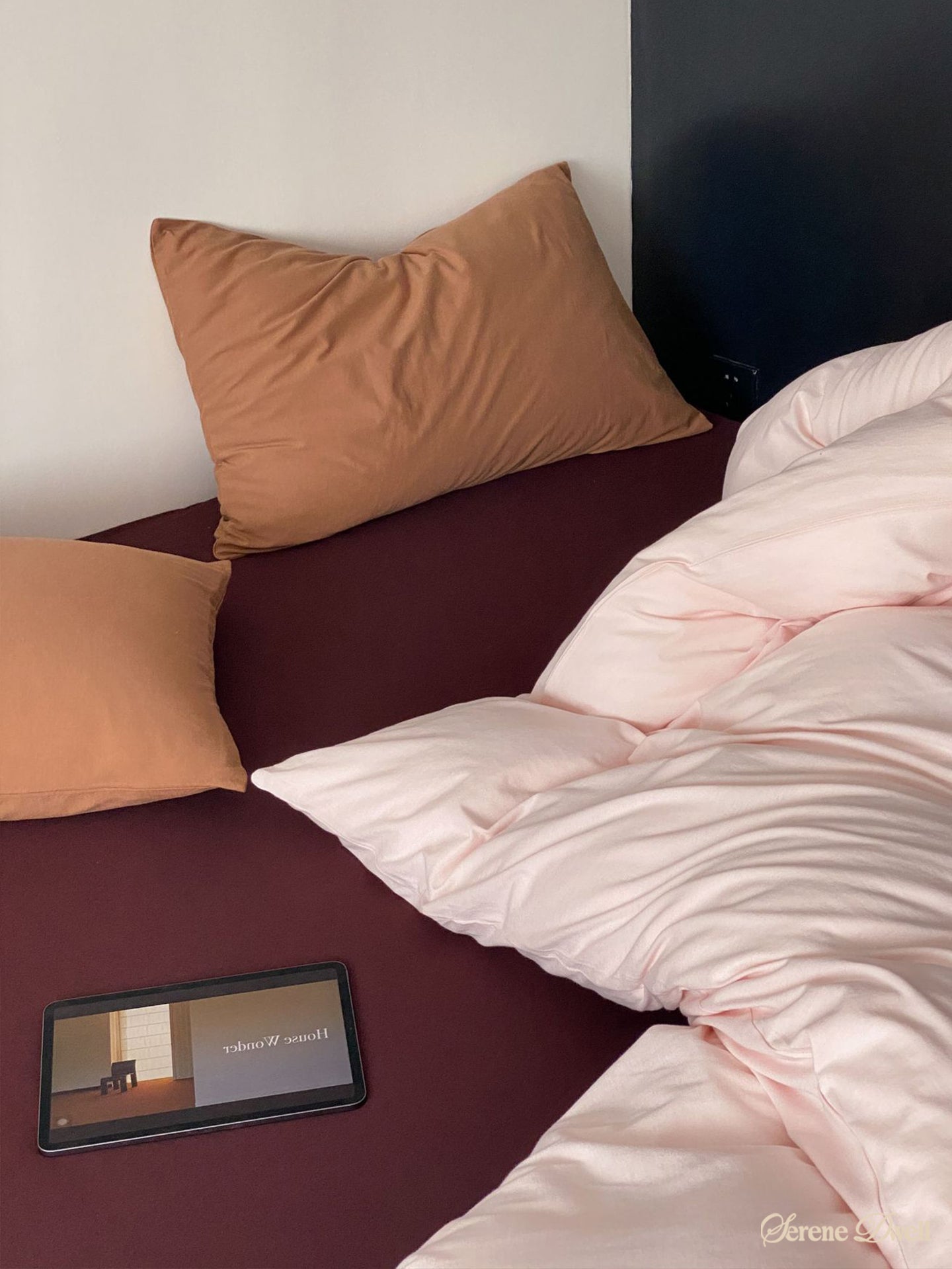 Julian Minimalist Bedding Set