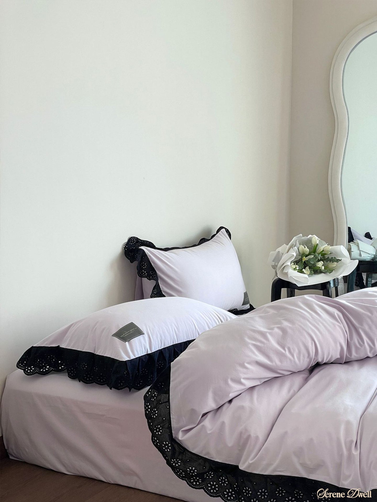 Strawberry Black Lace Ruffle Bedding Set