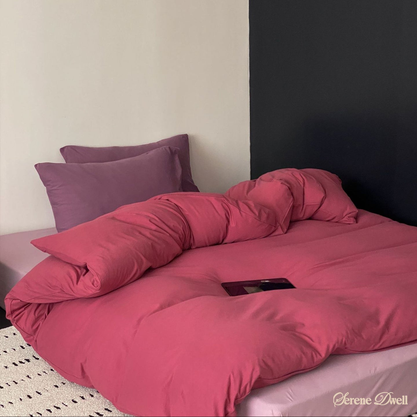 Julian Minimalist Bedding Set