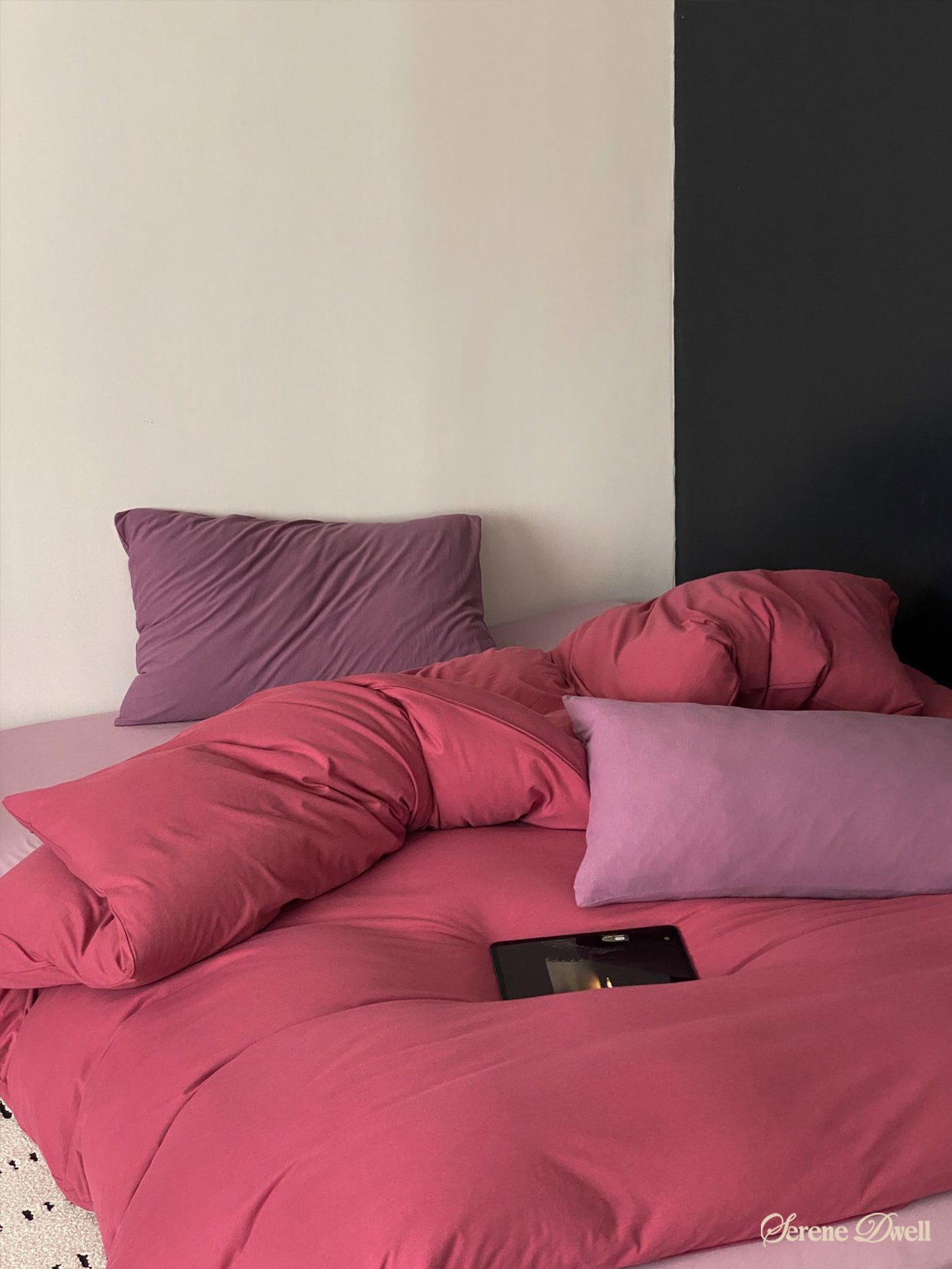 Julian Minimalist Bedding Set