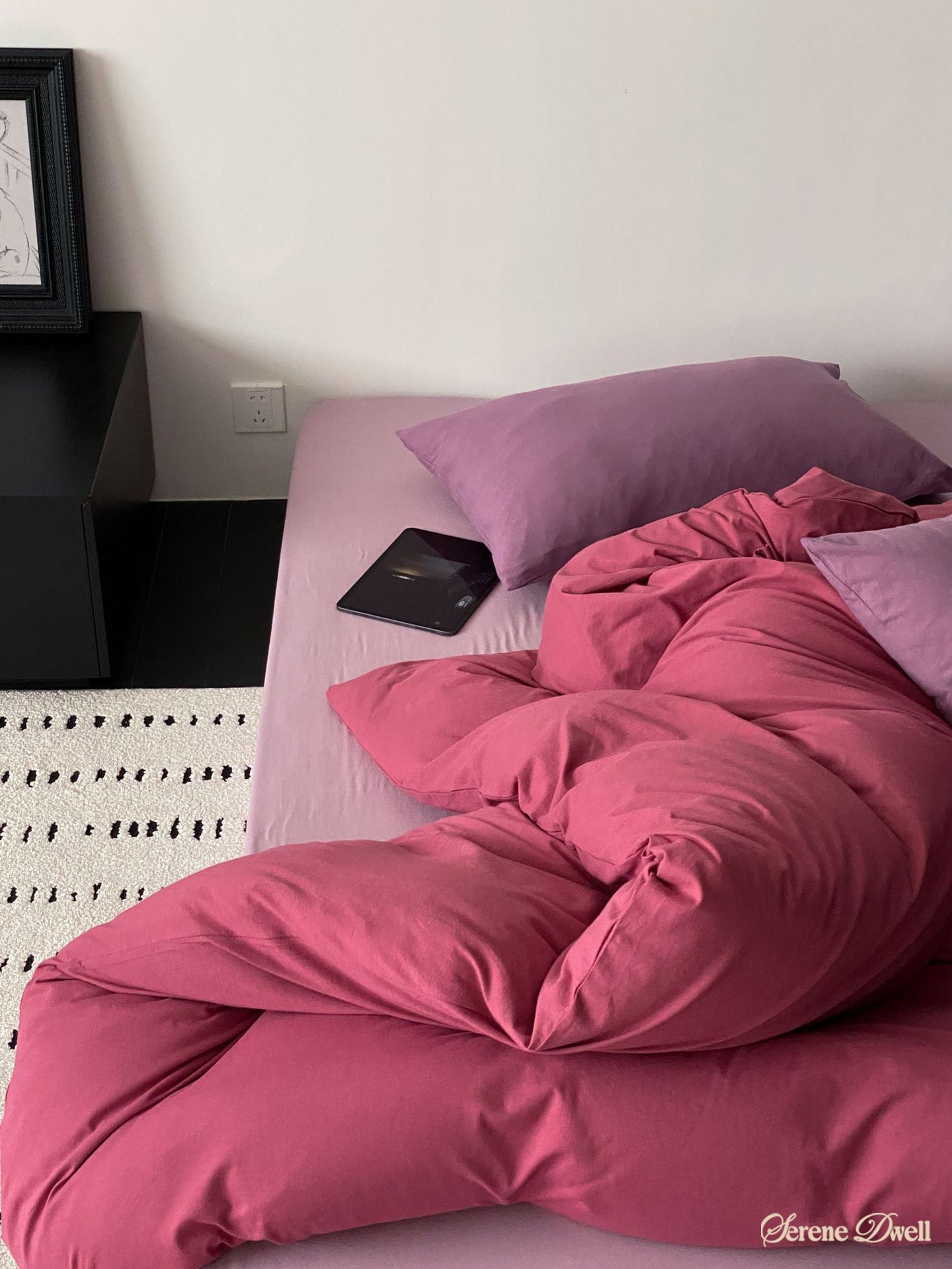 Julian Minimalist Bedding Set