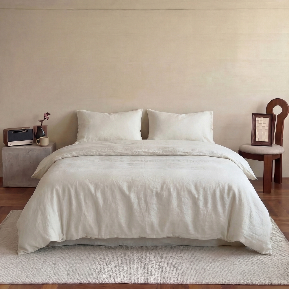 Ethan Minimalist Bedding Set