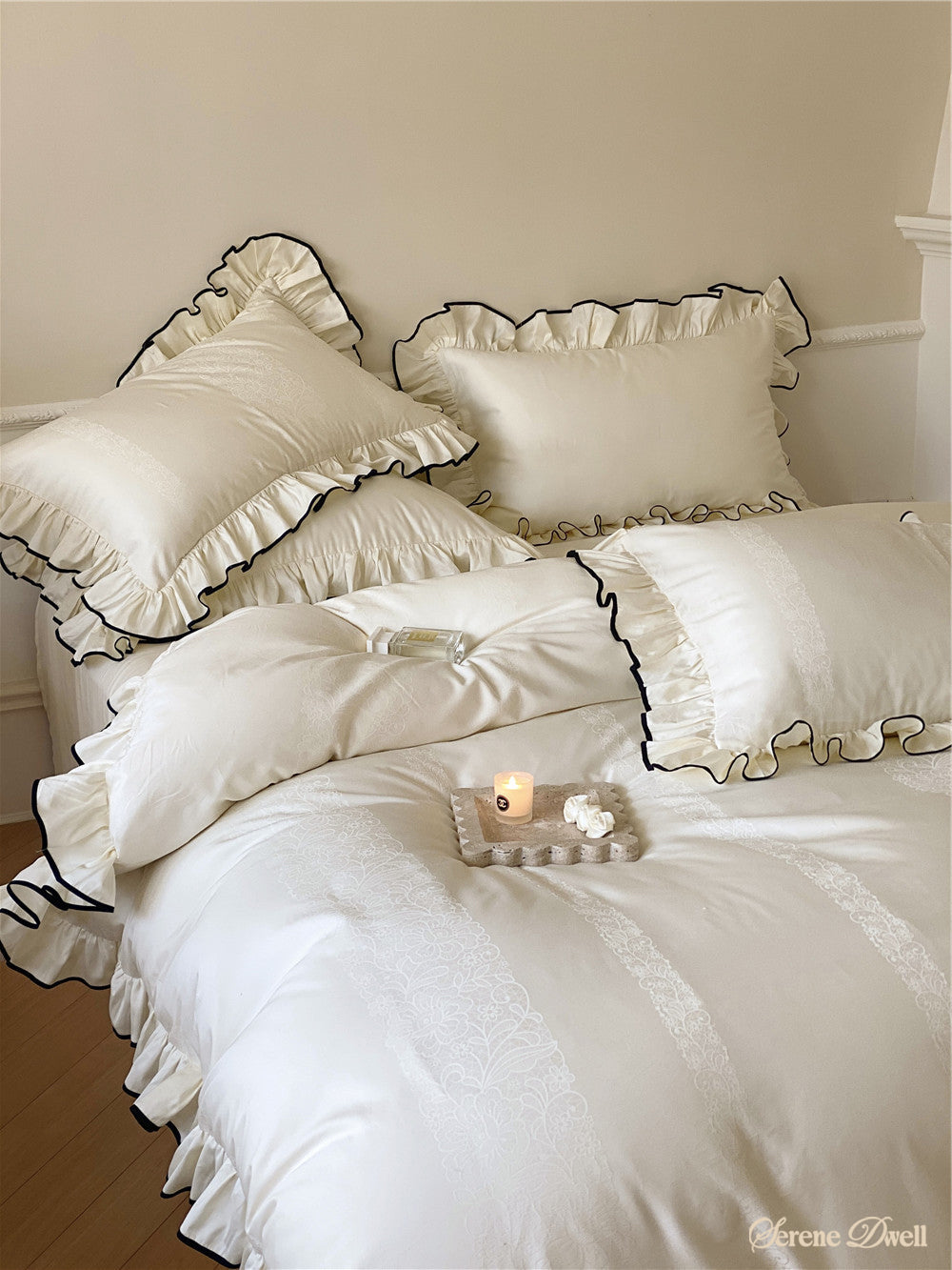 Silky Ruffle Bedding Set