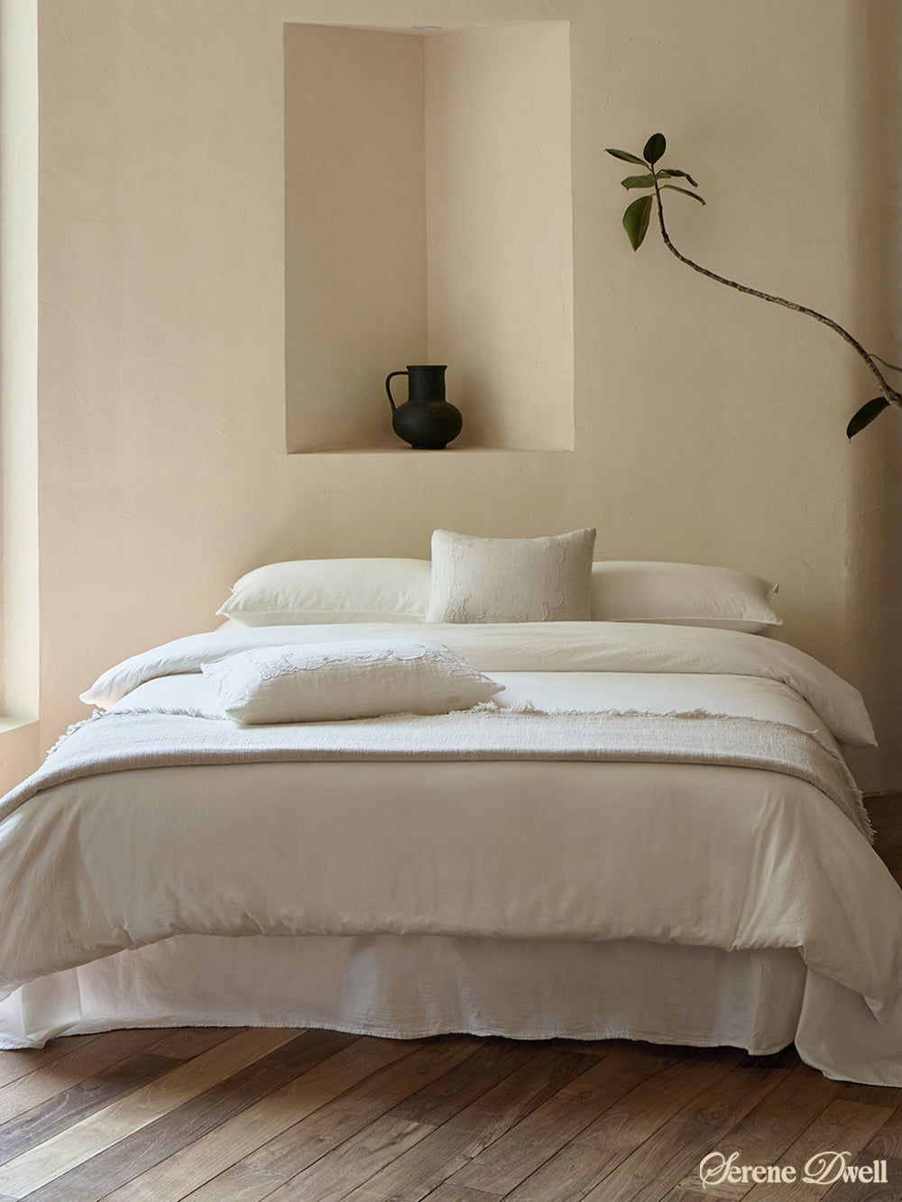 Ethan Minimalist Bedding Set
