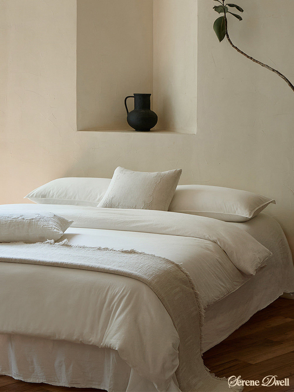 Ethan Minimalist Bedding Set