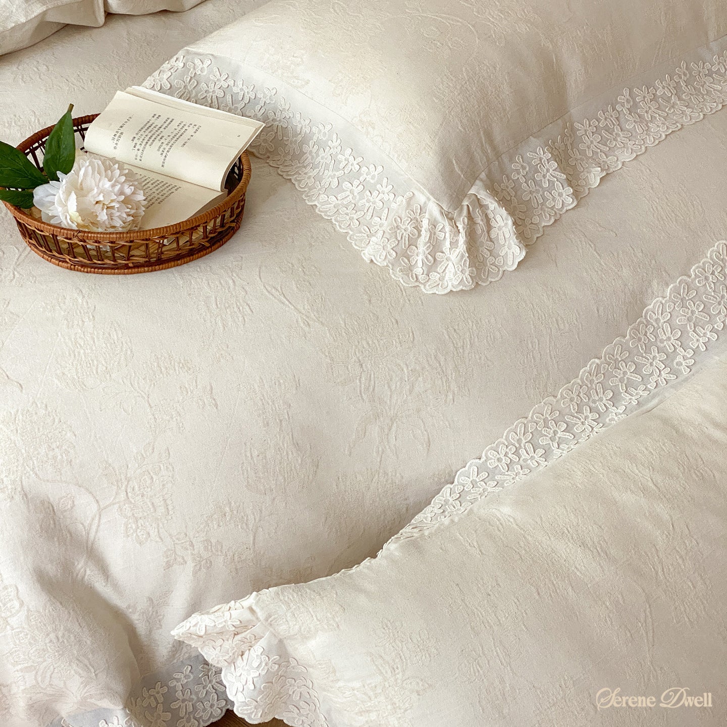 Emilia Lace Ruffle Bedding Set