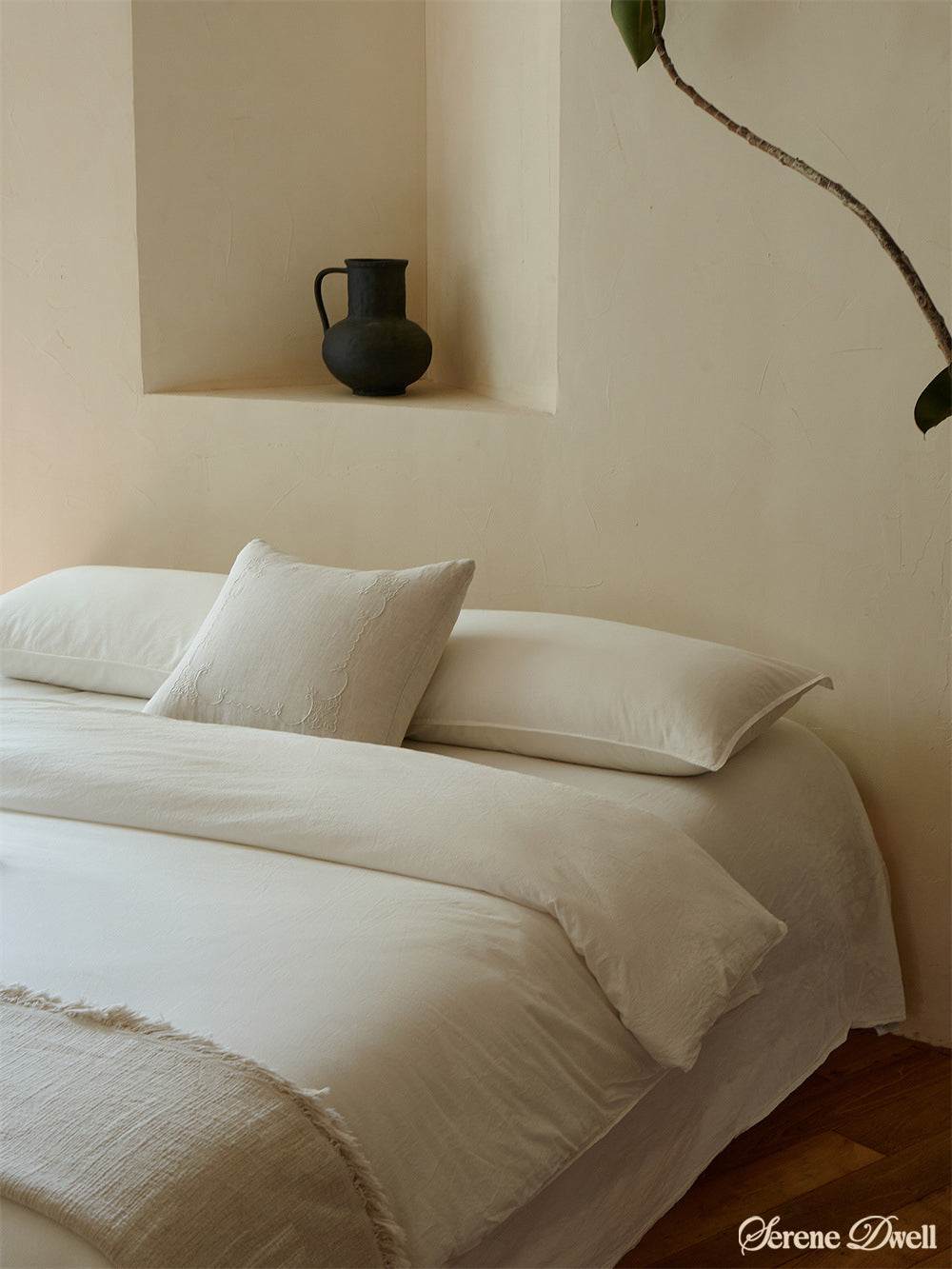 Ethan Minimalist Bedding Set