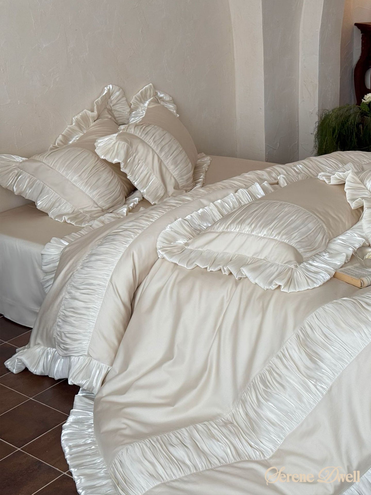 Josephine Pleated Ruffle Bedding Set