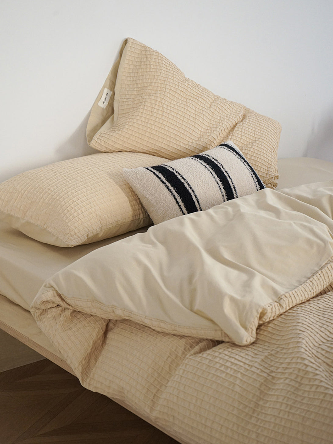 Textured Tuck Stripe Jacquard Bedding Set