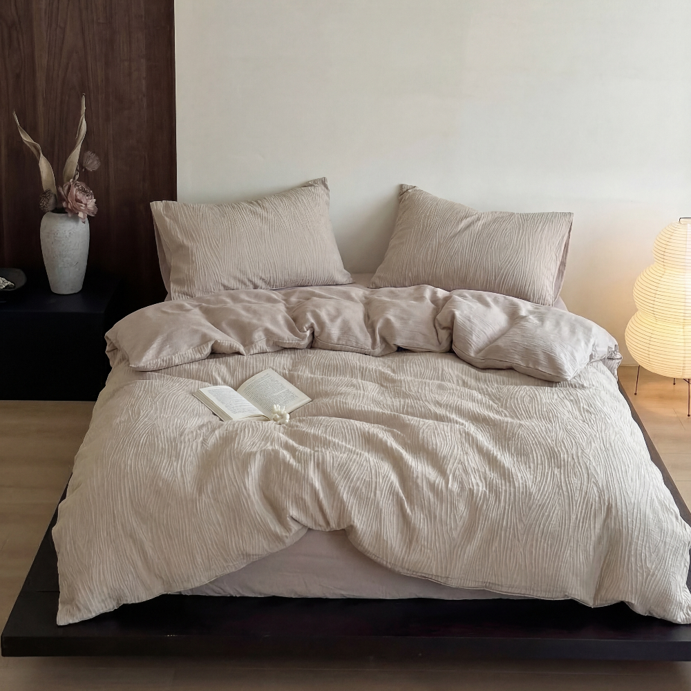 Kinsley Jacquard Bedding Set