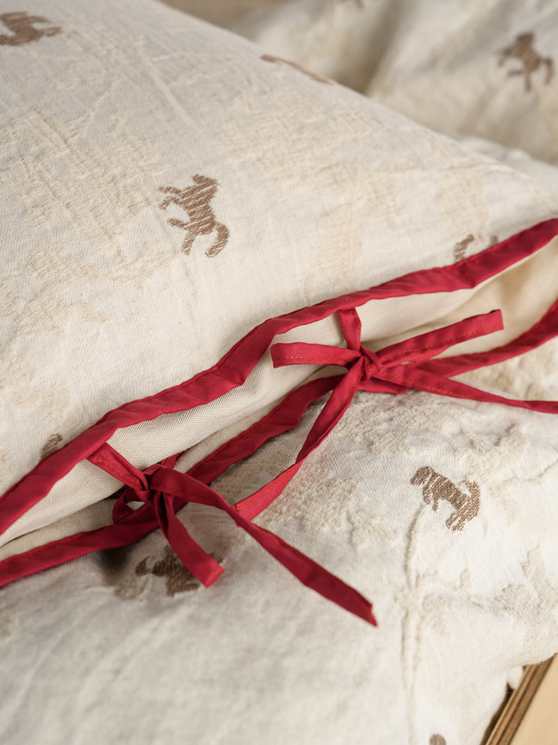 Linen Blend Jacquard Horse Bedding Set