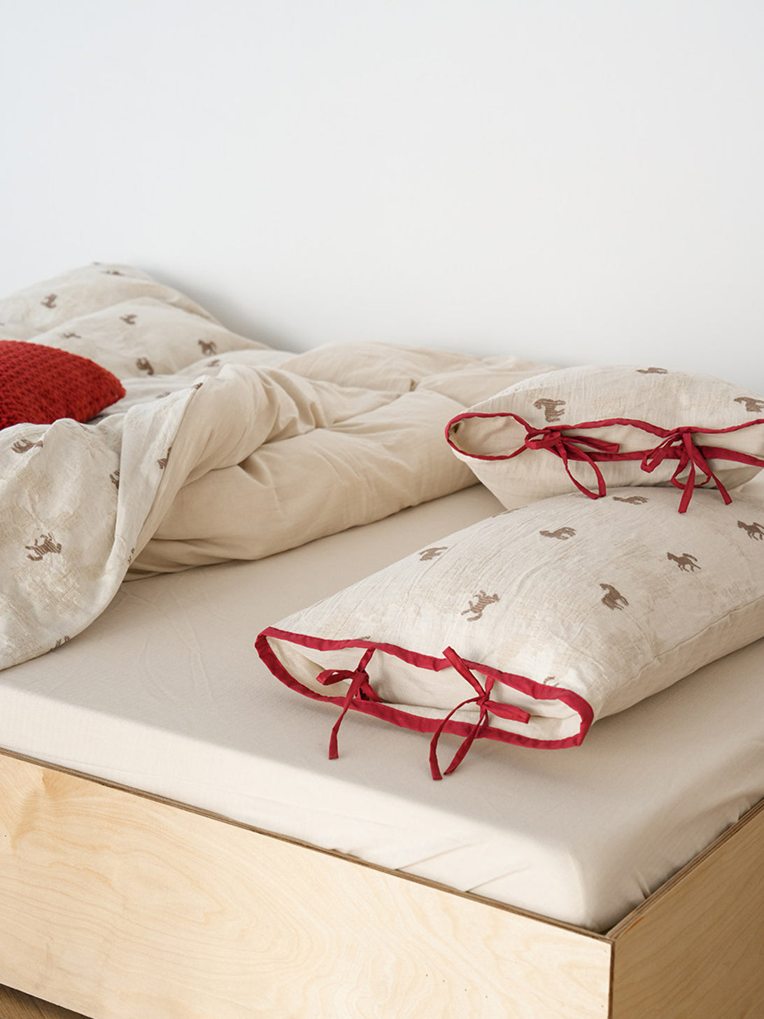 Linen Blend Jacquard Horse Bedding Set