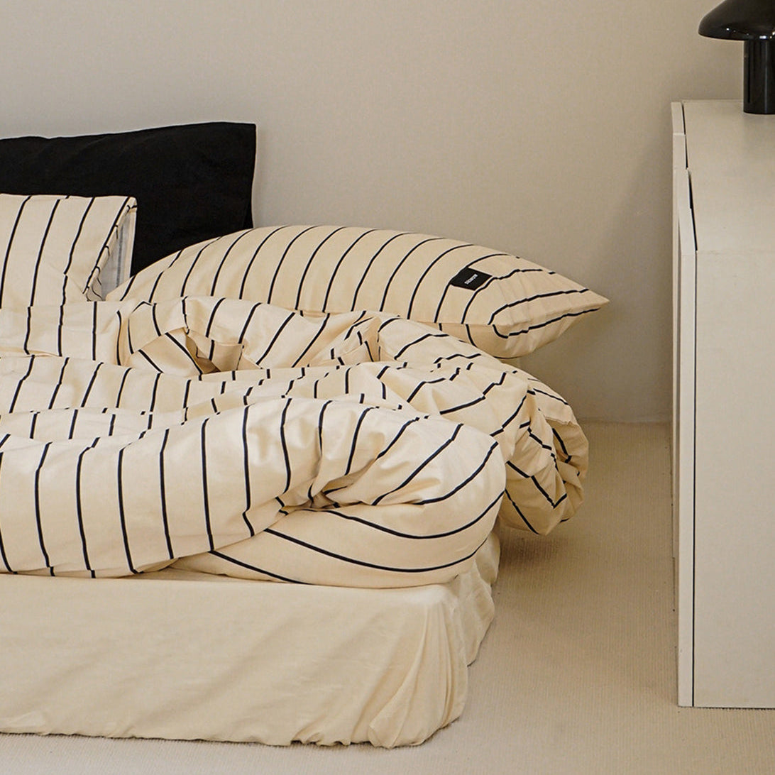 Minimalist Stripe Cotton Bedding Set