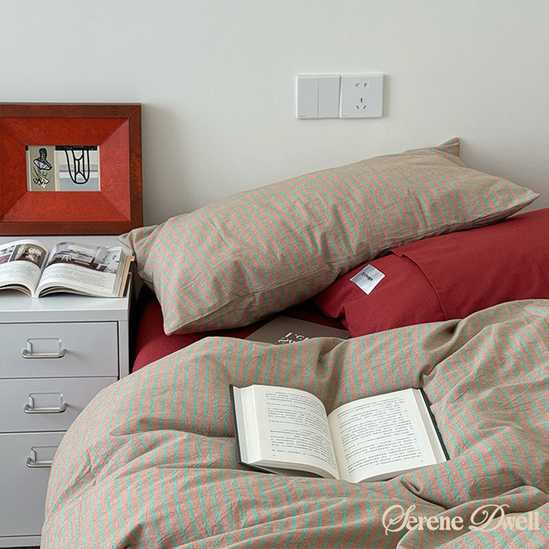 James Striped Bedding Set