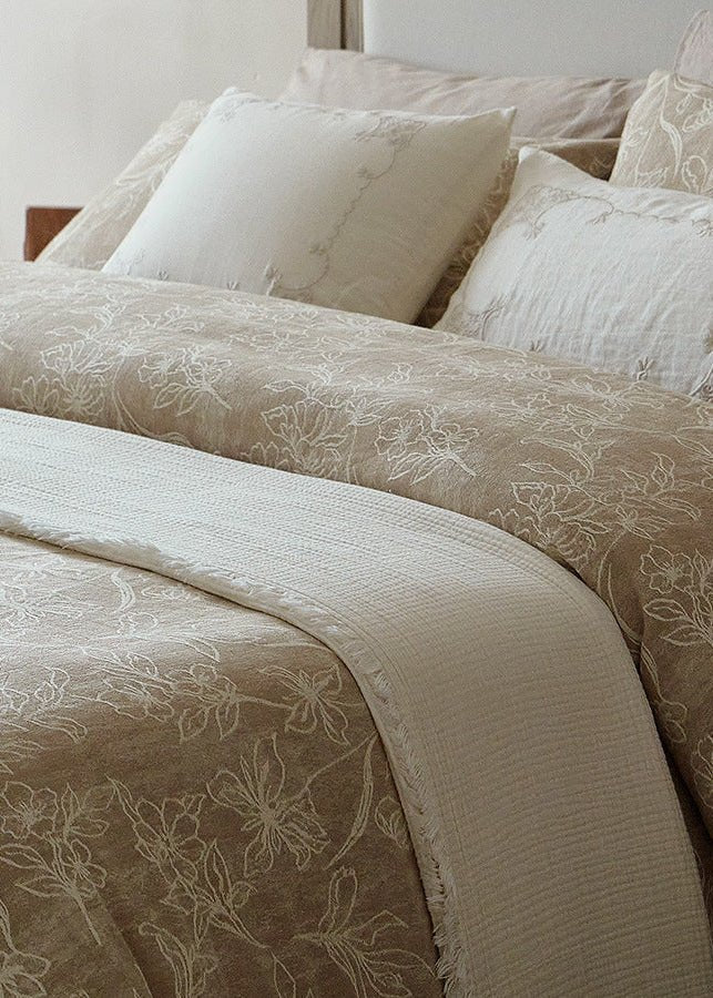 Talia Jacquard Bedding Set