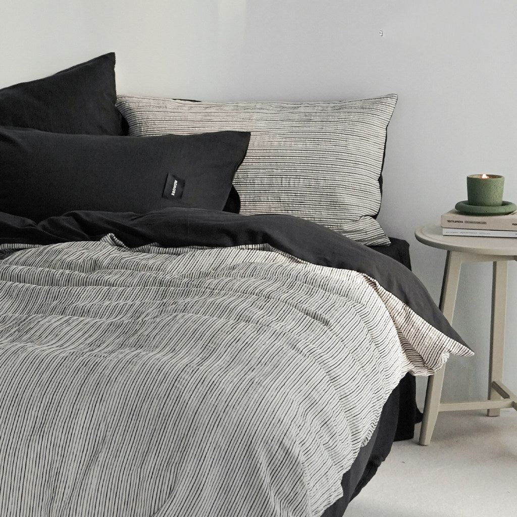 Textured Jacquard Cotton Stripe Bedding Set