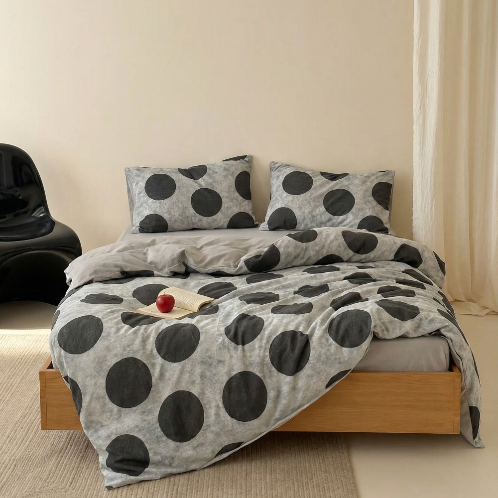 Jolie Polka Dot Bedding Set