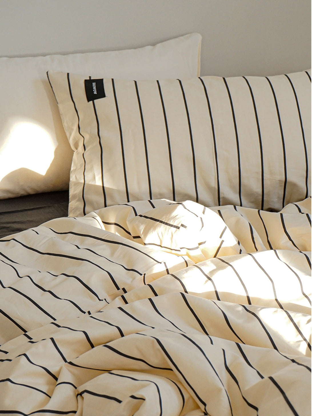 Minimalist Stripe Cotton Bedding Set