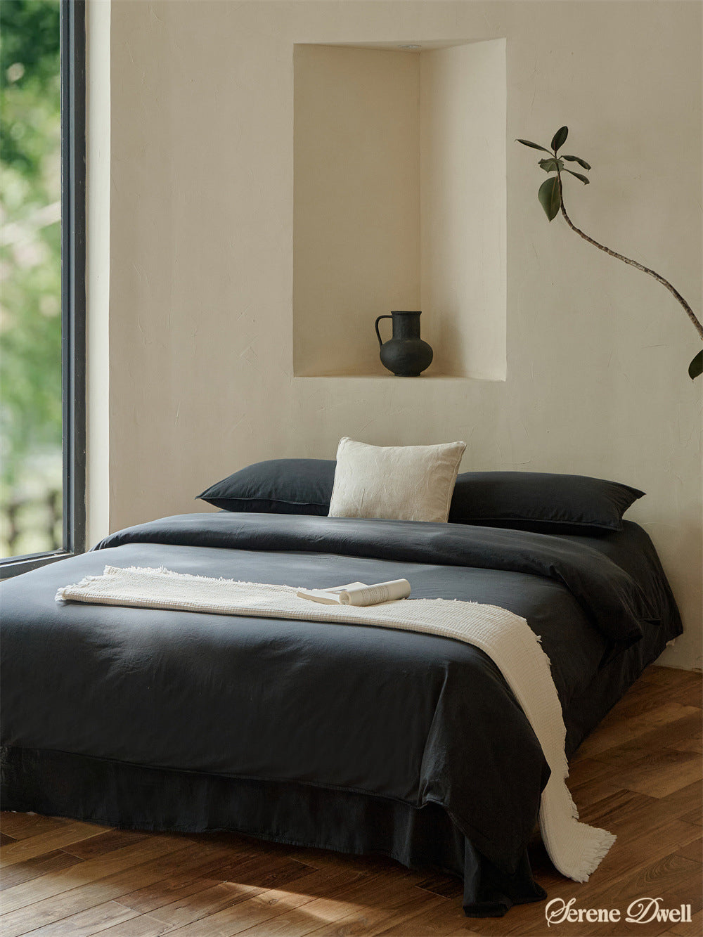 Ethan Minimalist Bedding Set