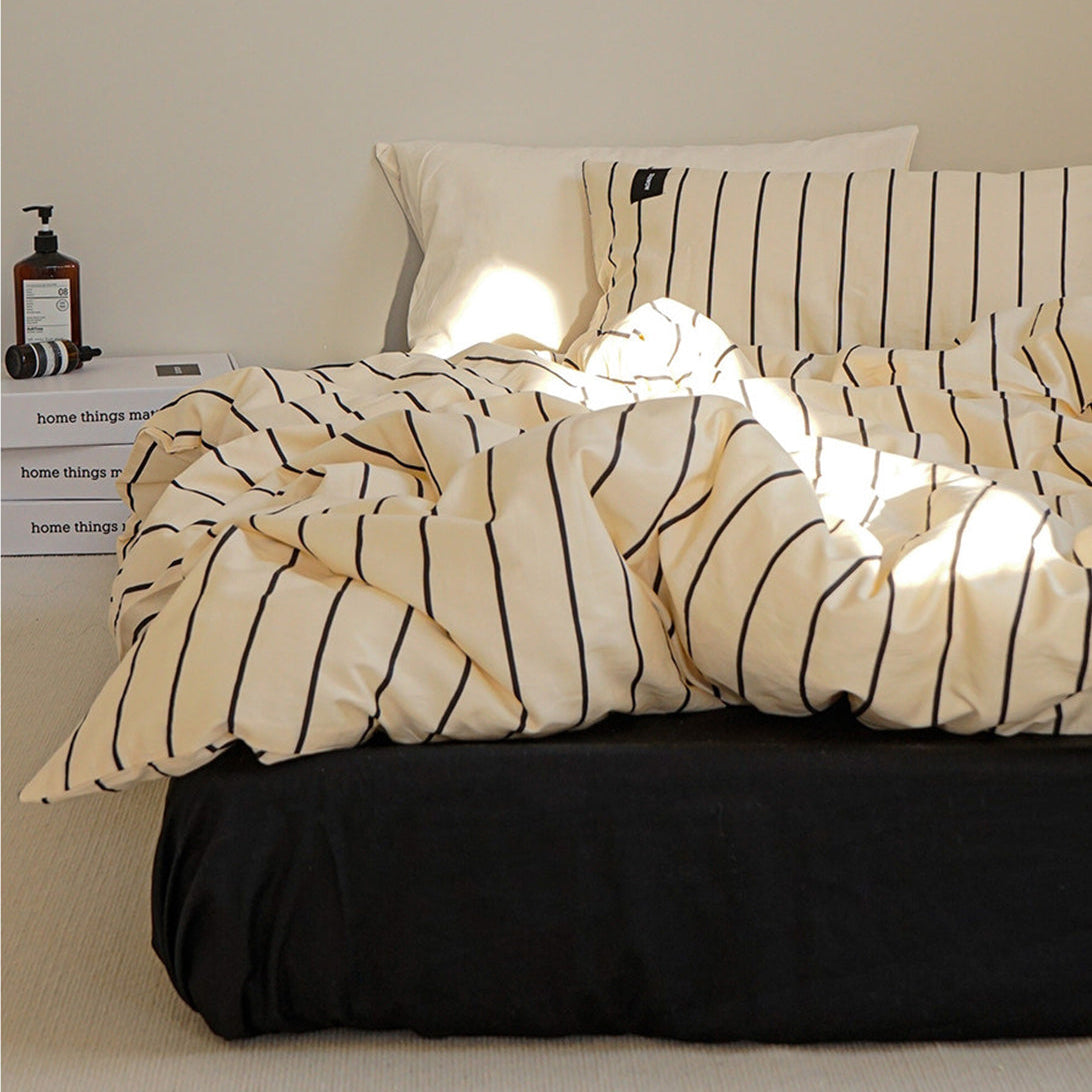 Minimalist Stripe Cotton Bedding Set