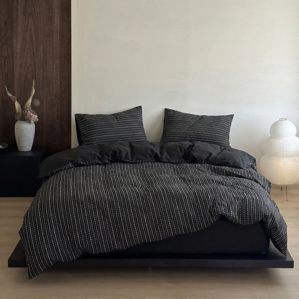 Nathaniel Striped Jacquard Bedding Set